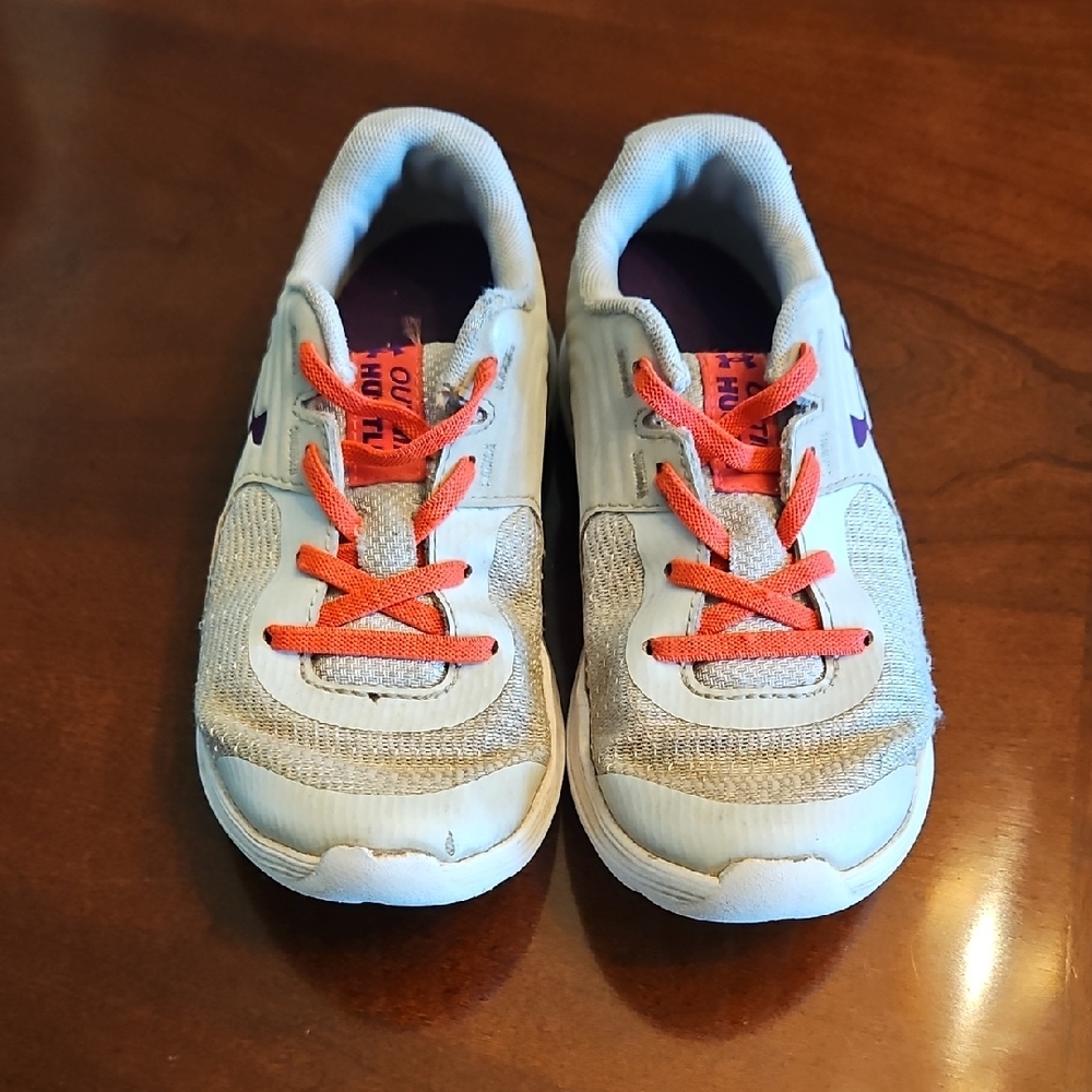 Under Armour White and Red Sneakers with Low-Top Design